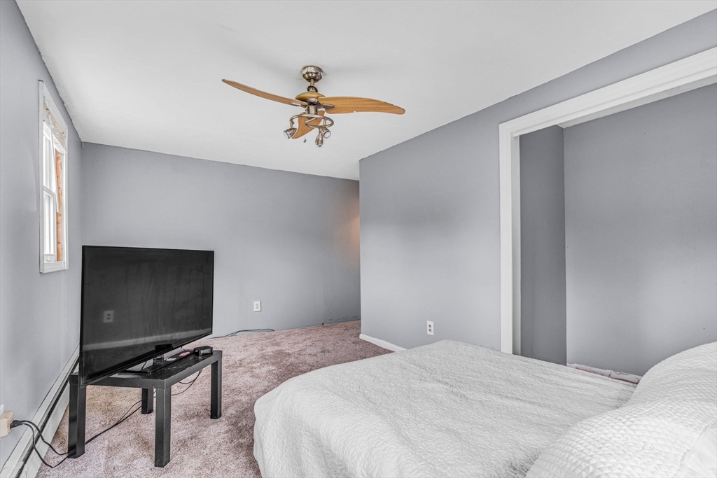 Bellingham, Massachusetts 02019, United States, 3 Bedrooms Bedrooms, ,3 BathroomsBathrooms,Residential,Pending,135664