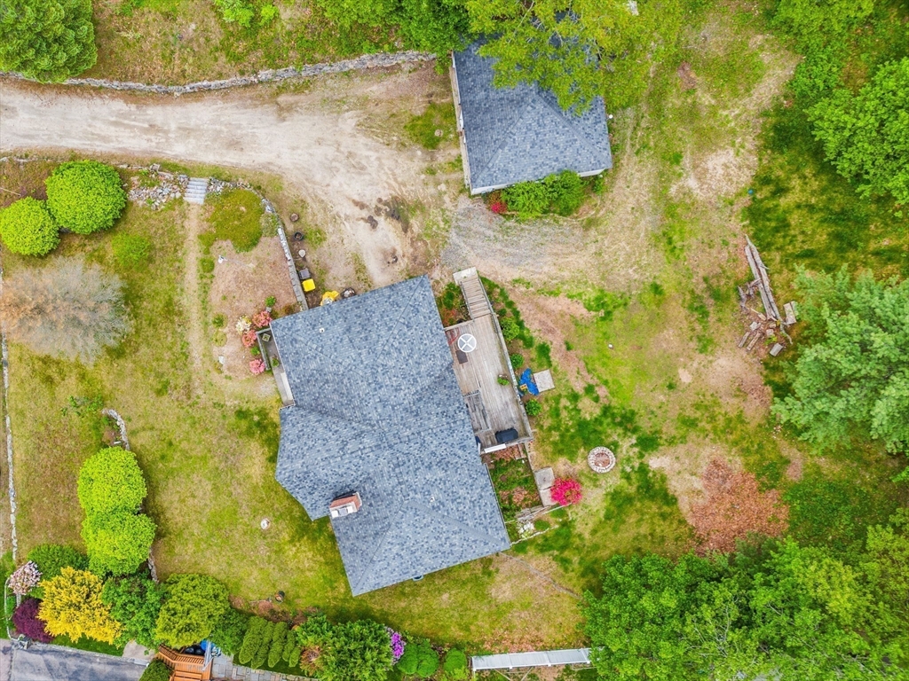 Bellingham, Massachusetts 02019, United States, 3 Bedrooms Bedrooms, ,3 BathroomsBathrooms,Residential,Pending,135664