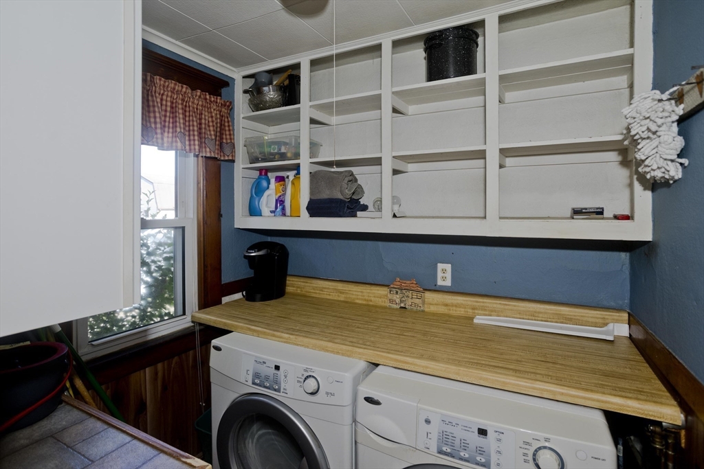 34 and 0 Wildermere St