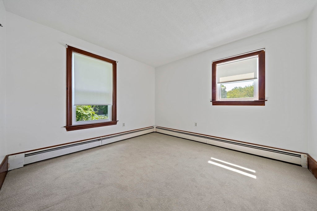 19 Bartlett ST, Avon, MA Photo #12
