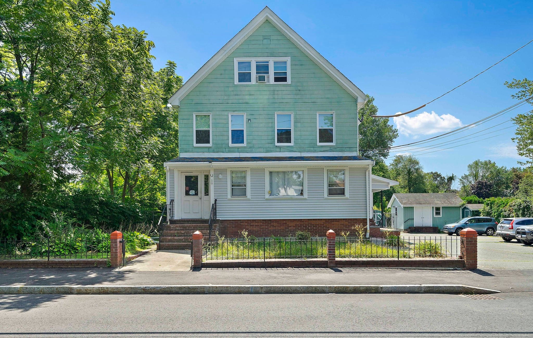 19 Bartlett
