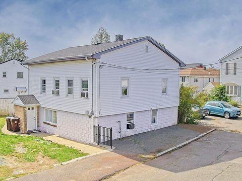 Photo of 1 Washington St, Revere, MA 02151 (MLS # 73481584)