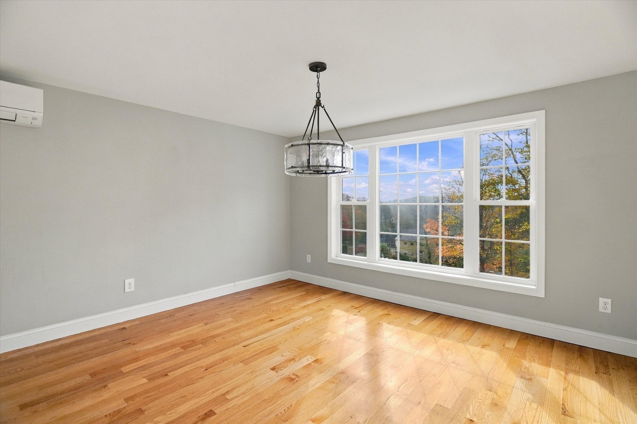 588 Main St, West Newbury, MA, 588 Main St, West Newbury, MA Photo #10