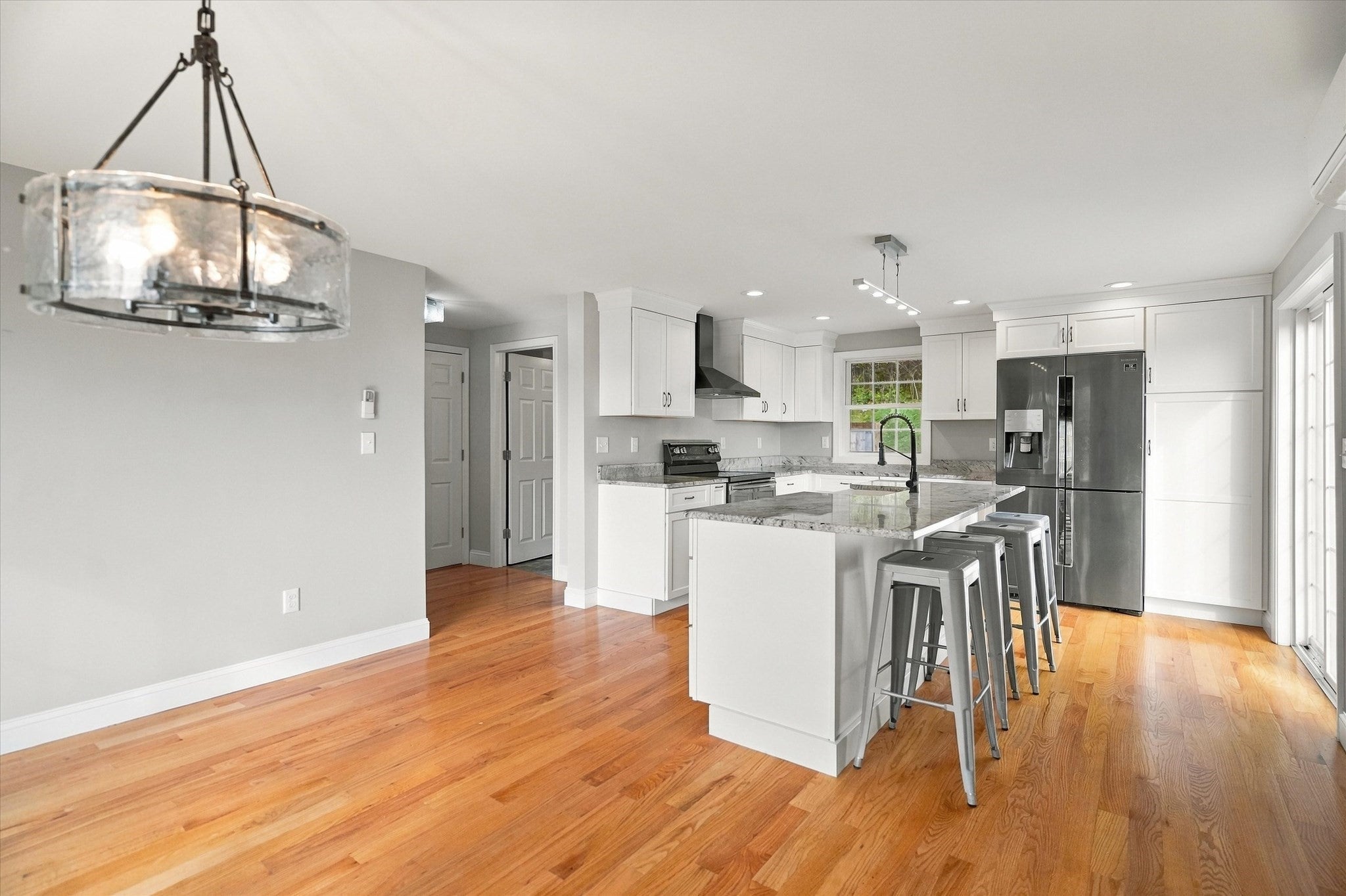 588 Main St, West Newbury, MA, 588 Main St, West Newbury, MA Photo #8
