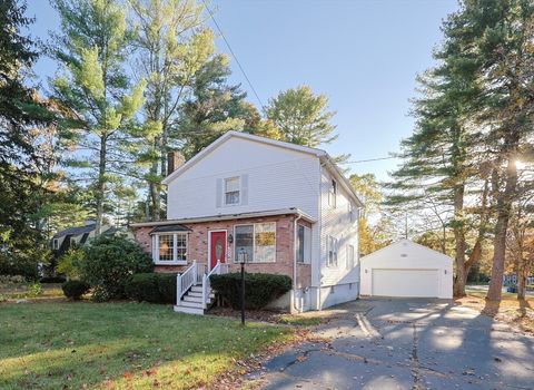 587 Common St Walpole MA 02081