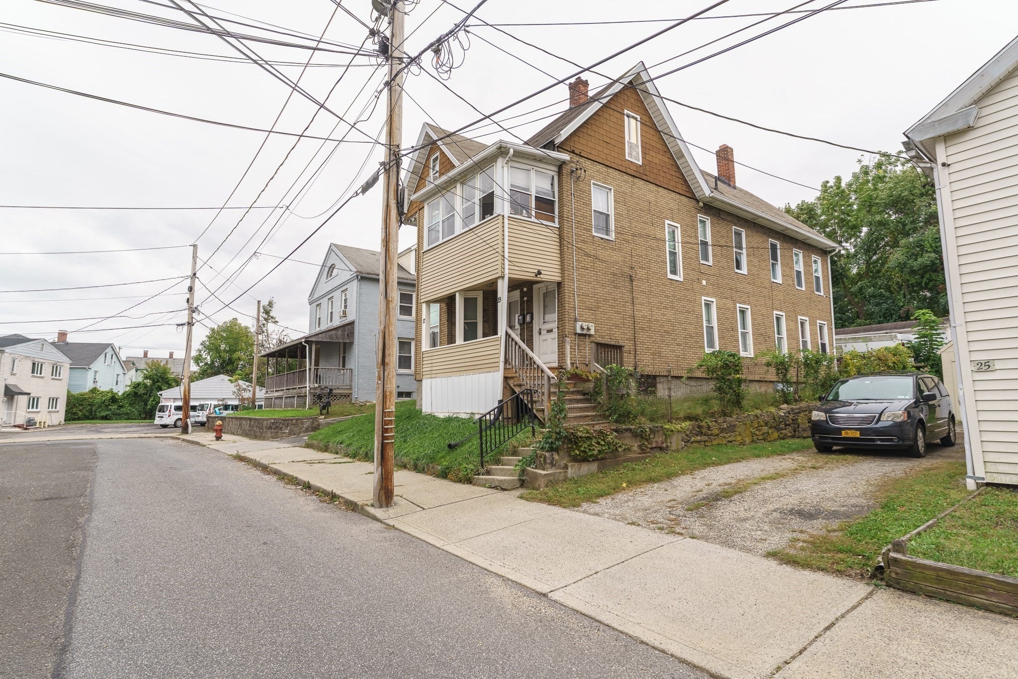 17 Spring St