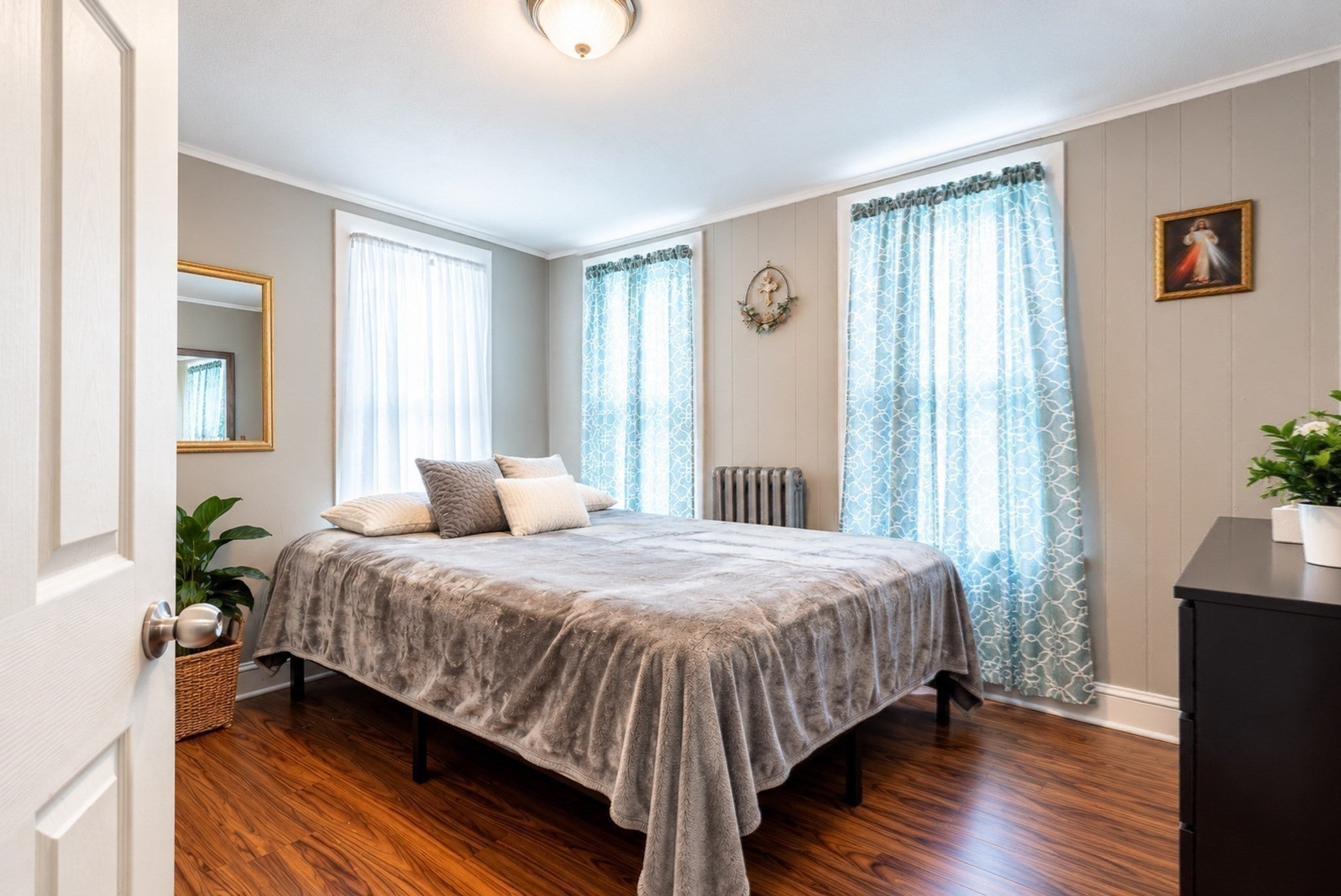 17 Spring St, Chicopee, MA Photo #10