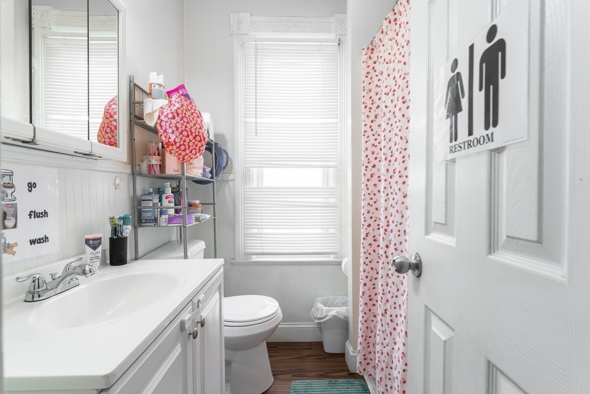 17 Spring St, Chicopee, MA Photo #16