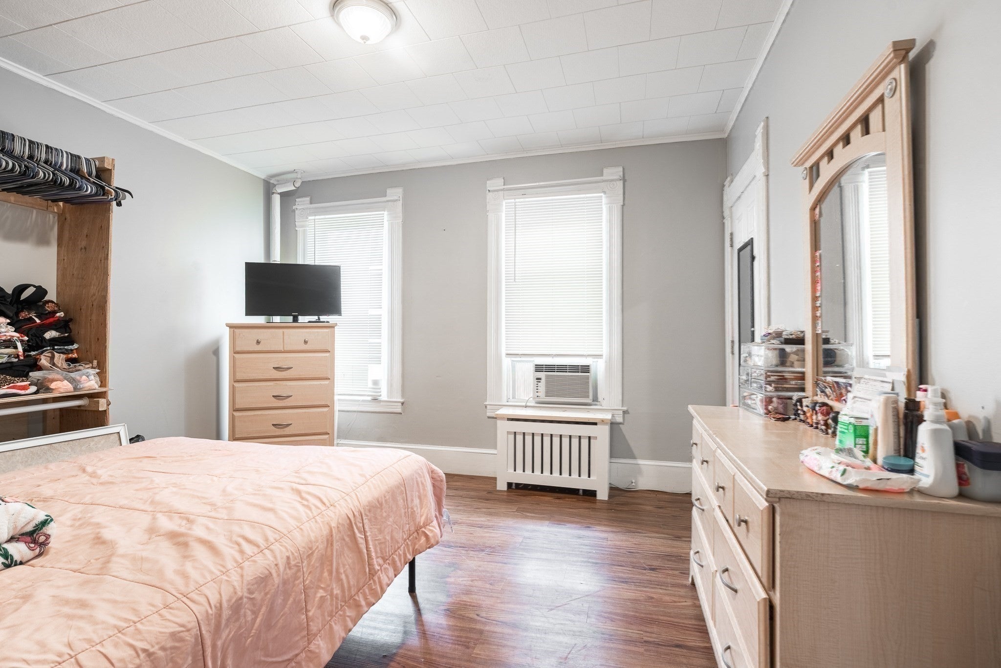 17 Spring St, Chicopee, MA Photo #14