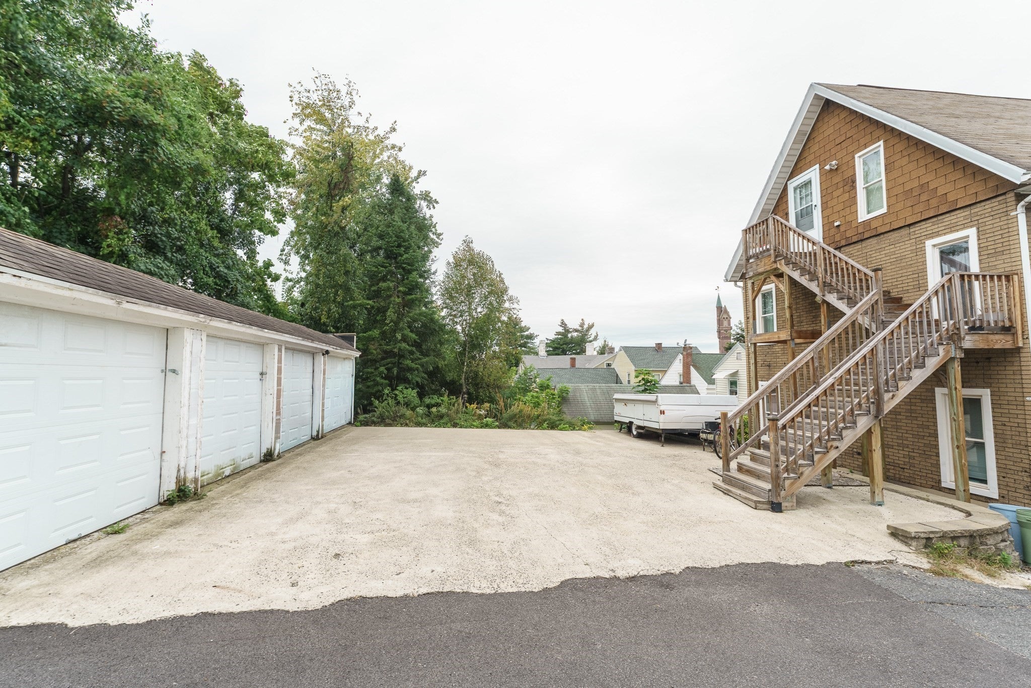 17 Spring St, Chicopee, MA Photo #29