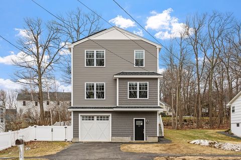 23 Leslie Rd Worcester MA 01605