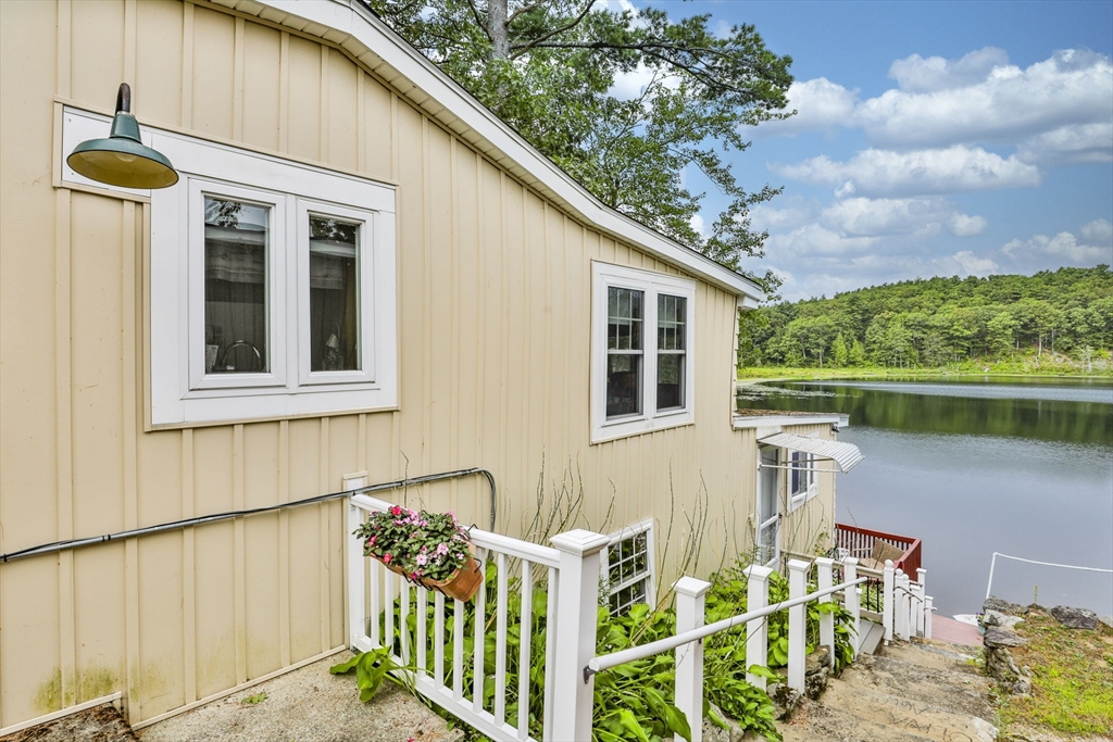 22 Beaver Dam Rd