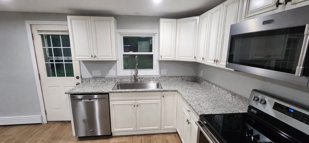 31 Harding ST, Chelmsford, MA, 31 Harding ST, Chelmsford, MA Photo #3