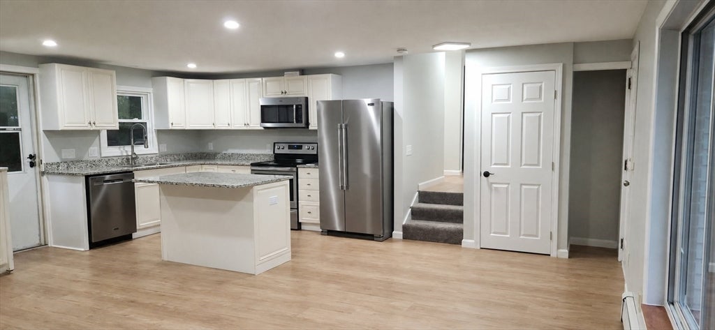 31 Harding ST, Chelmsford, MA, 31 Harding ST, Chelmsford, MA Photo #2