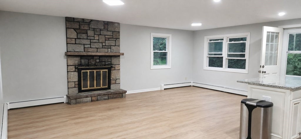 31 Harding ST, Chelmsford, MA, 31 Harding ST, Chelmsford, MA Photo #5