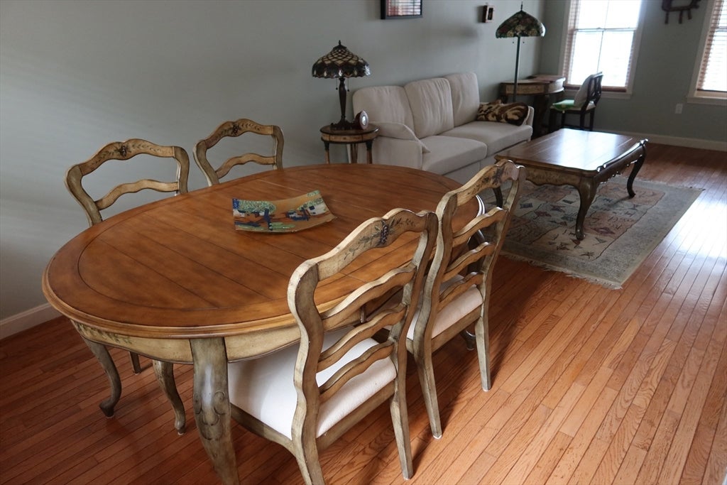 19 S Commons #B, Lincoln, MA Photo #4