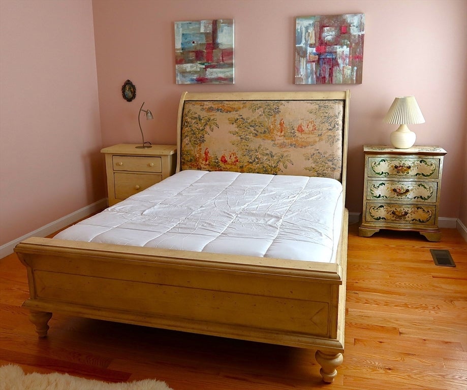 19 S Commons #B, Lincoln, MA Photo #8