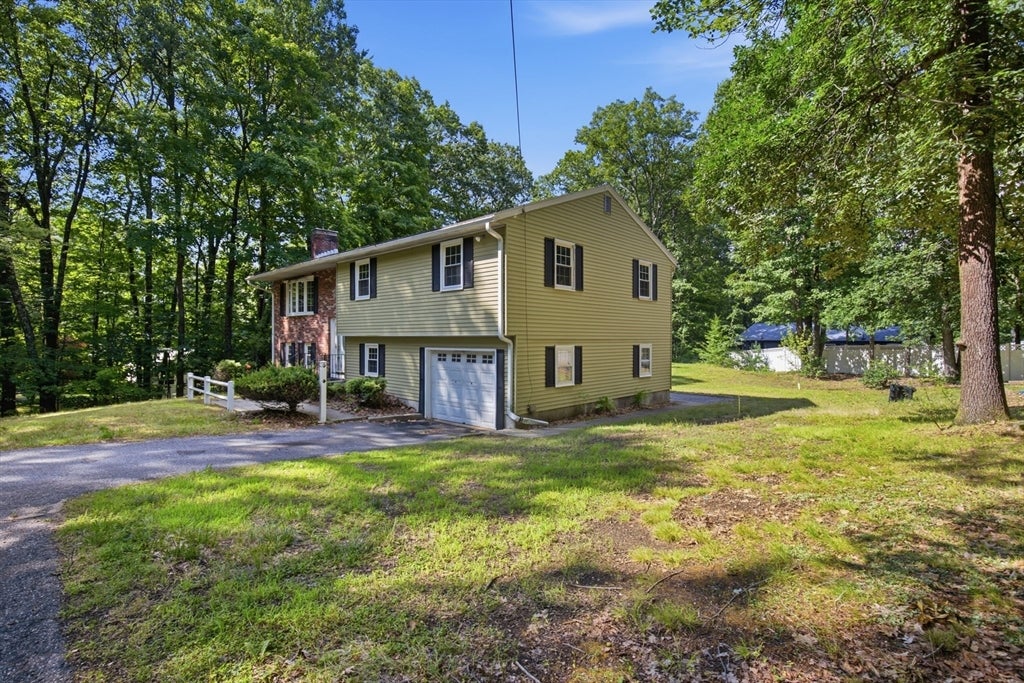 198 Hollis Rd, Lunenburg, MA, 198 Hollis Rd, Lunenburg, MA Photo #28