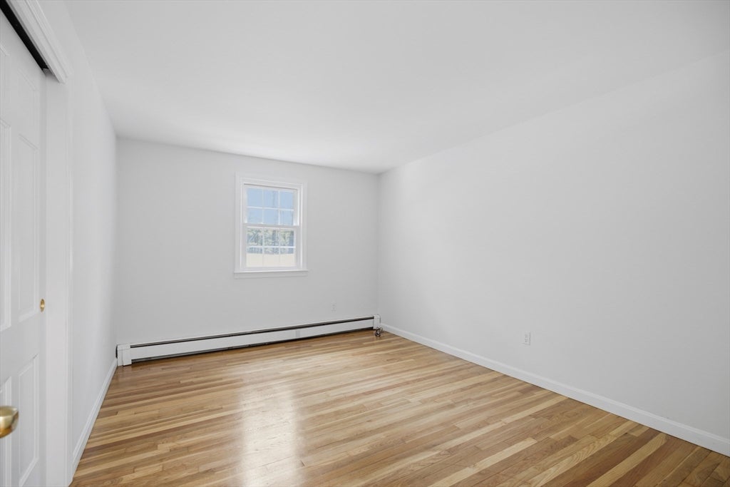 198 Hollis Rd, Lunenburg, MA, 198 Hollis Rd, Lunenburg, MA Photo #16