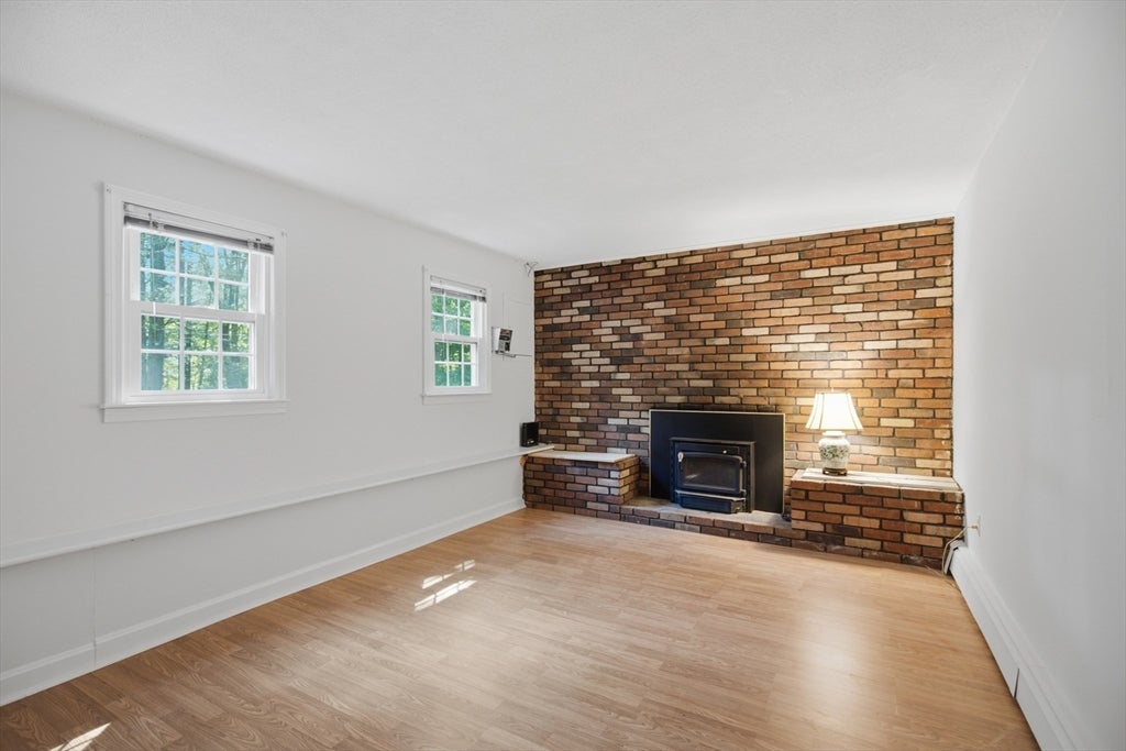 198 Hollis Rd, Lunenburg, MA, 198 Hollis Rd, Lunenburg, MA Photo #25