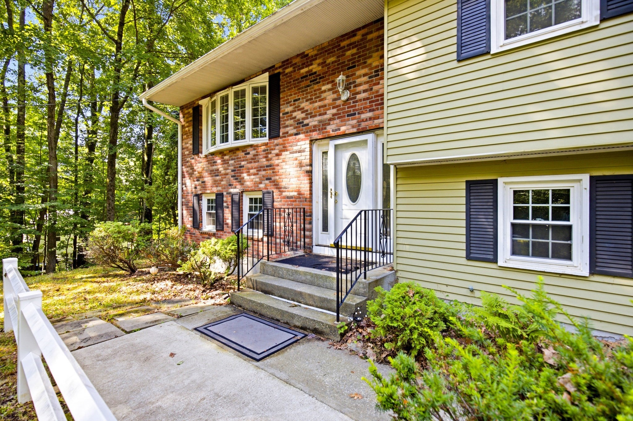 198 Hollis Rd