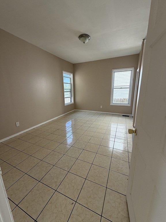 31 Chestnut Street #1, Lynn, MA Photo #11