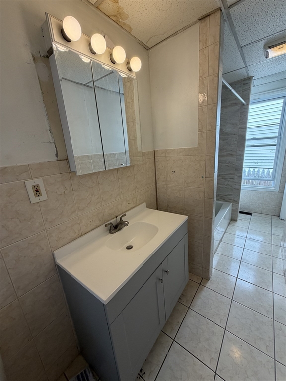 31 Chestnut Street #1, Lynn, MA Photo #7