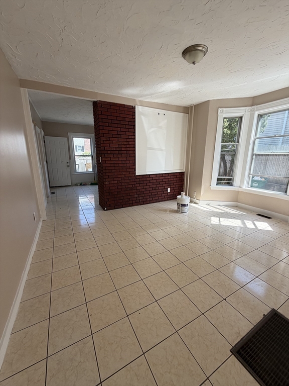 31 Chestnut Street #1, Lynn, MA Photo #18
