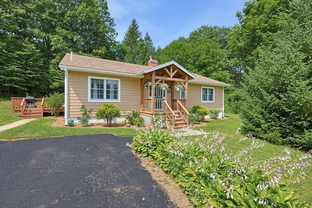 154 Boyd Street, Leicester, MA, 154 Boyd Street, Leicester, MA Photo #2