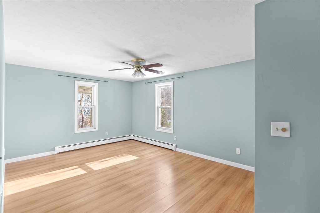 40 Menotomy Rd, Plymouth, MA Photo #16