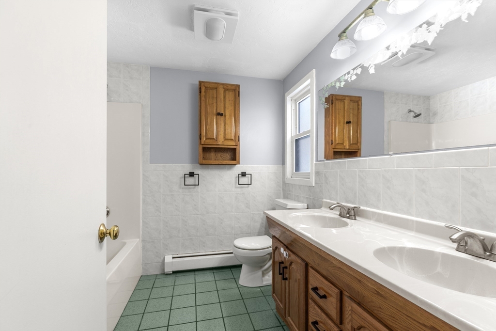 40 Menotomy Rd, Plymouth, MA Photo #20