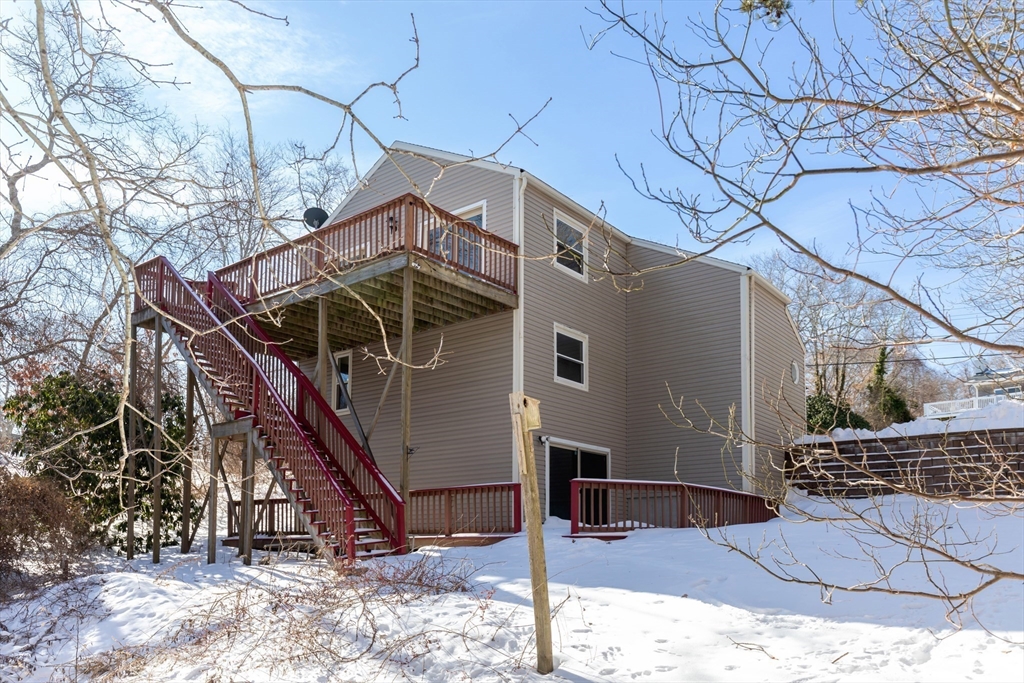 40 Menotomy Rd, Plymouth, MA Photo #3