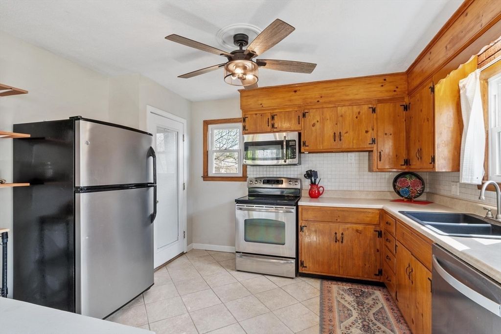 Photo of 46 Rolling Acres Road, Lunenburg, MA 01462 (MLS # 73503792)