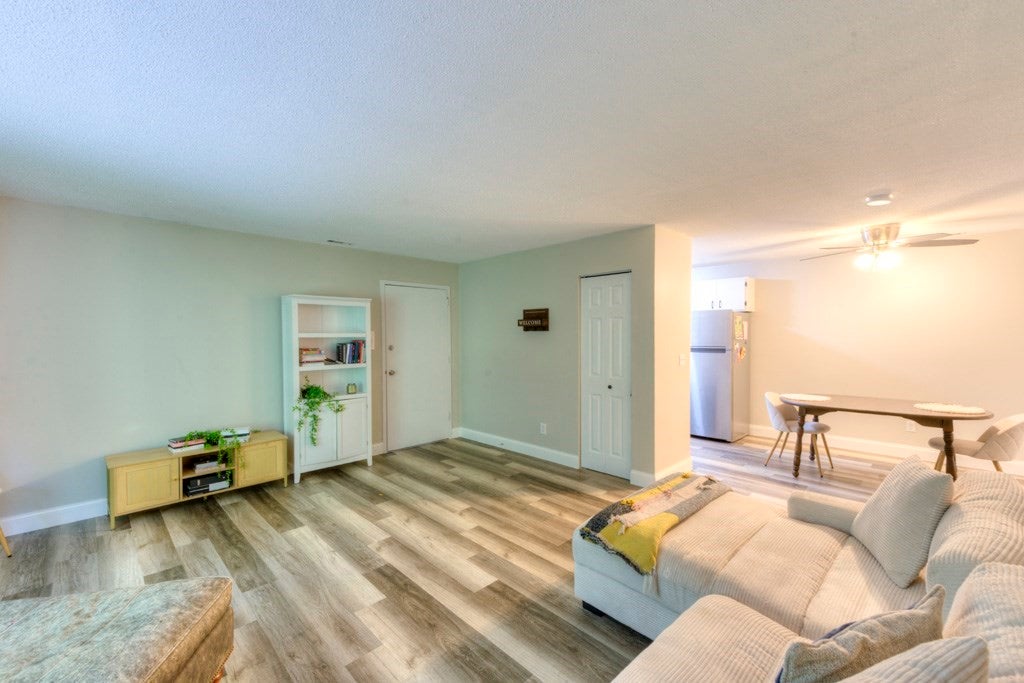 16 Thayer Pond Dr #16, Oxford, MA Photo #19