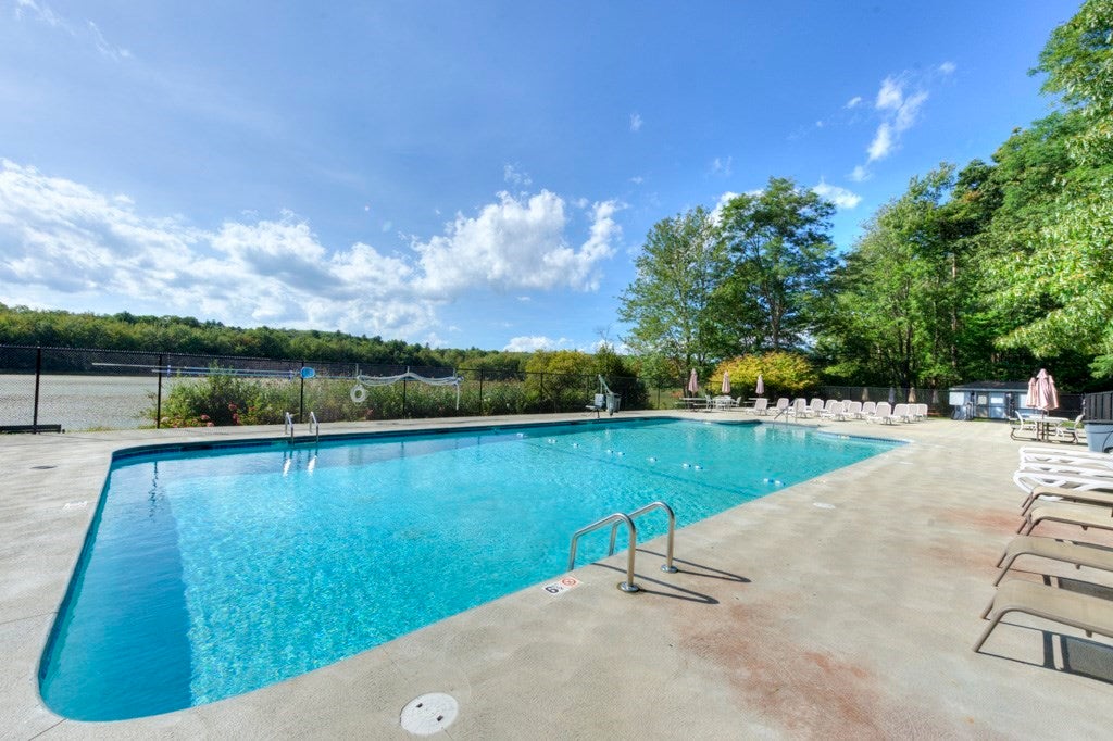 16 Thayer Pond Dr #16, Oxford, MA Photo #23