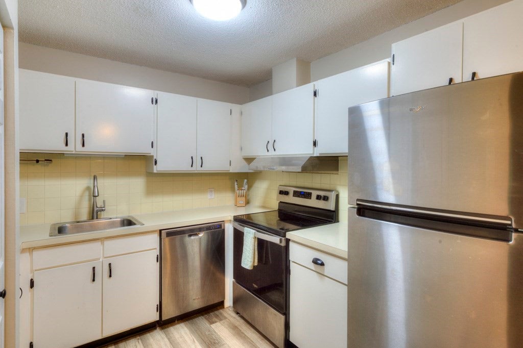 16 Thayer Pond Dr #16, Oxford, MA Photo #6