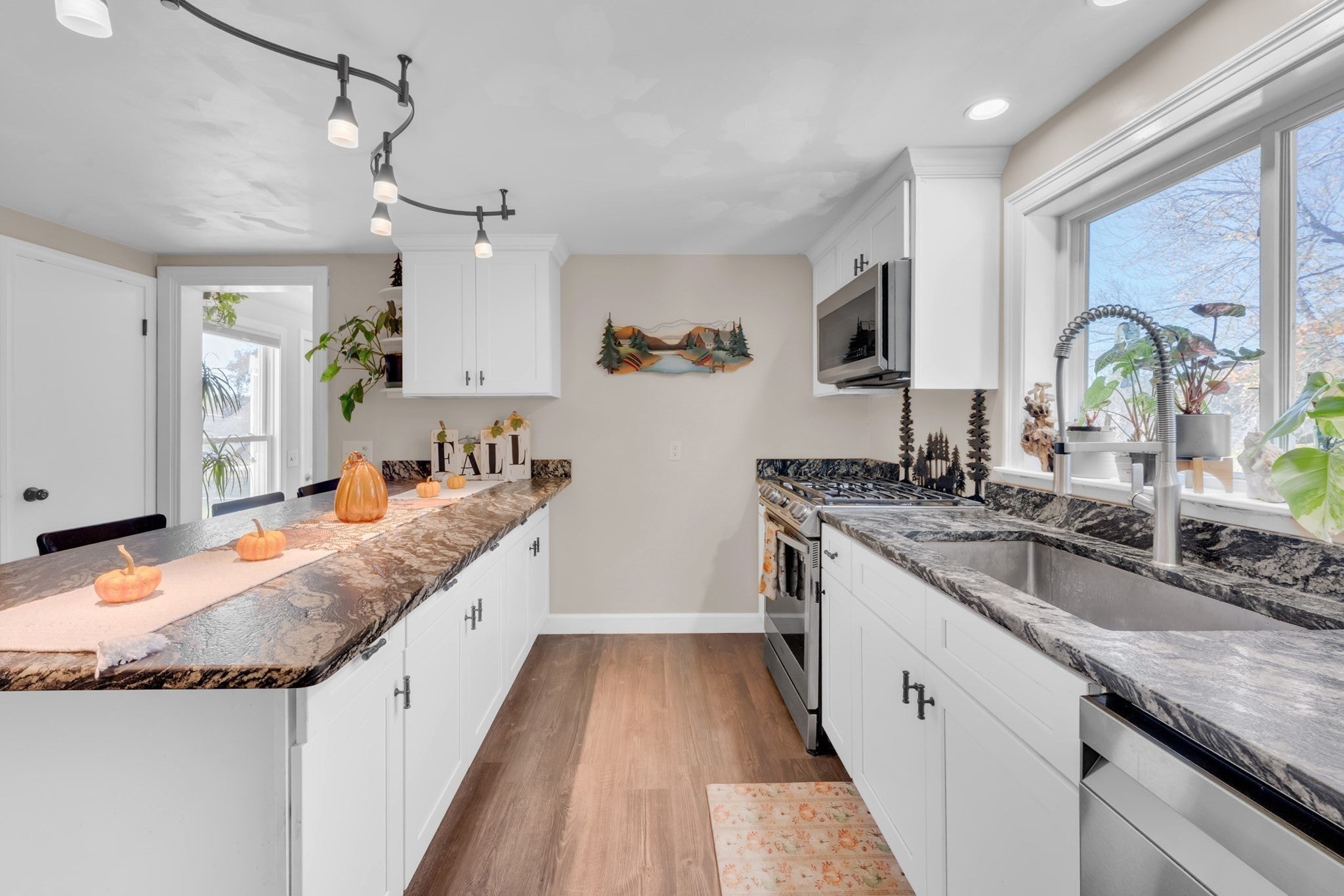 418 Dresser Hill Rd, Dudley, MA Photo #8