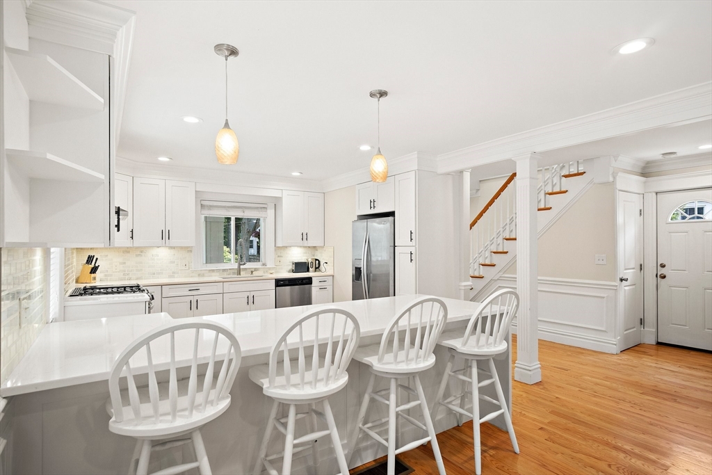 11 Broadway Street 2
