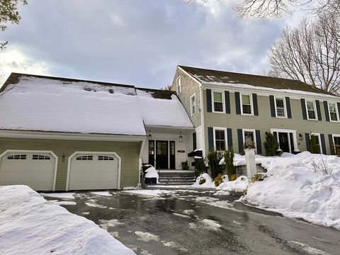 Photo of 4 Rachaels Lane, Duxbury, MA 02332 (MLS # 73477721)