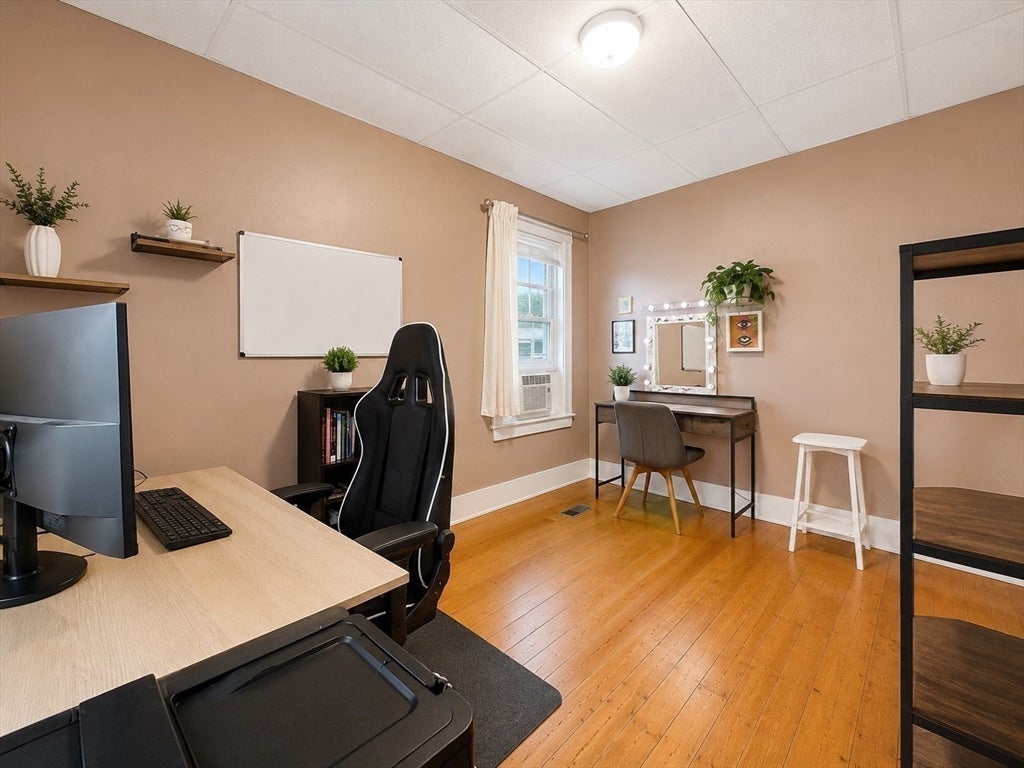 14 Hartland St #1, Boston, MA Photo #6
