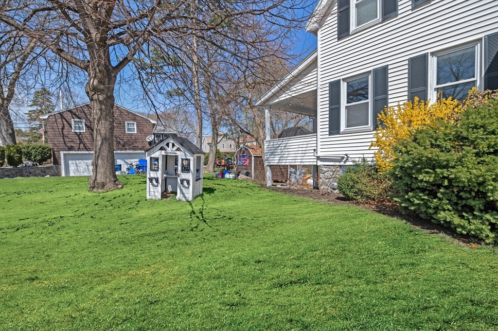 431 Swains Pond Ave