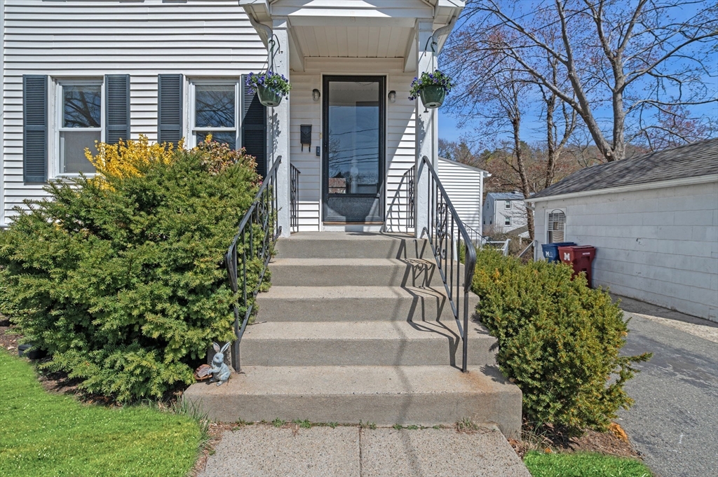 431 Swains Pond Ave