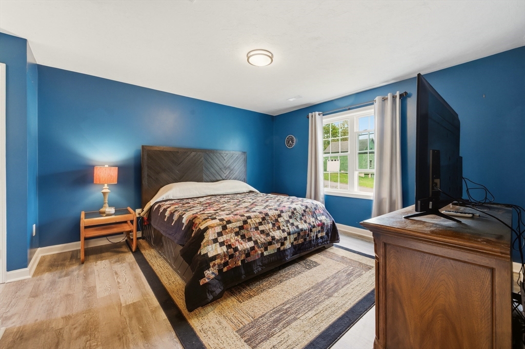 20 Crown St, Spencer, MA Photo #16