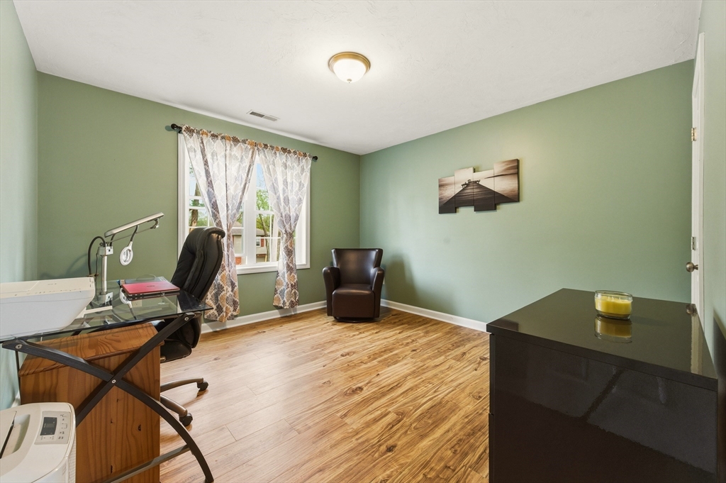 20 Crown St, Spencer, MA Photo #20