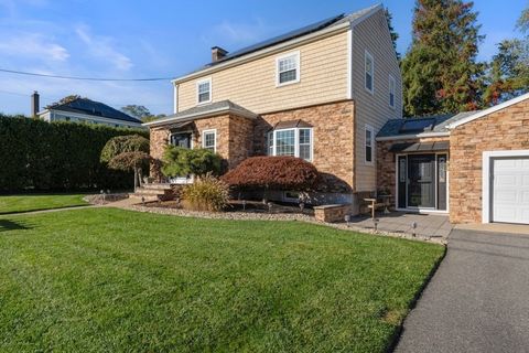 159 Wilder Swansea MA 02777