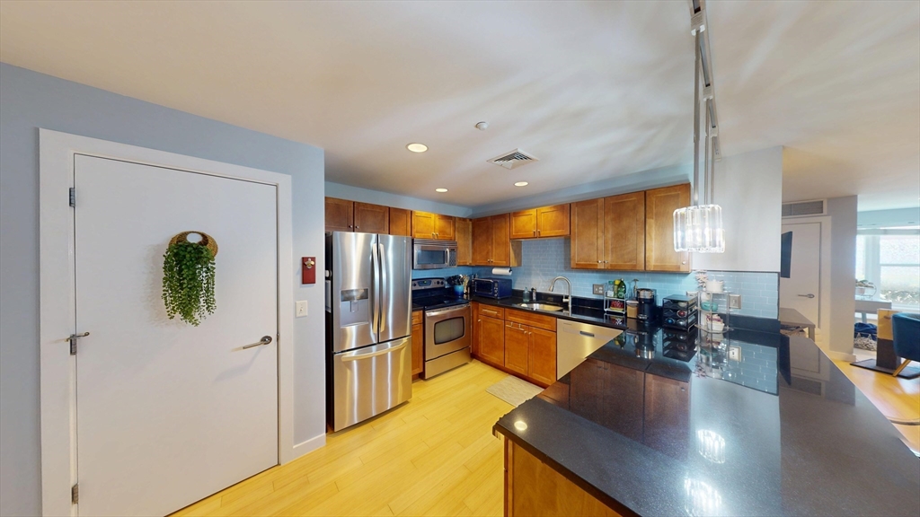 99 Chestnut Hill Ave 104