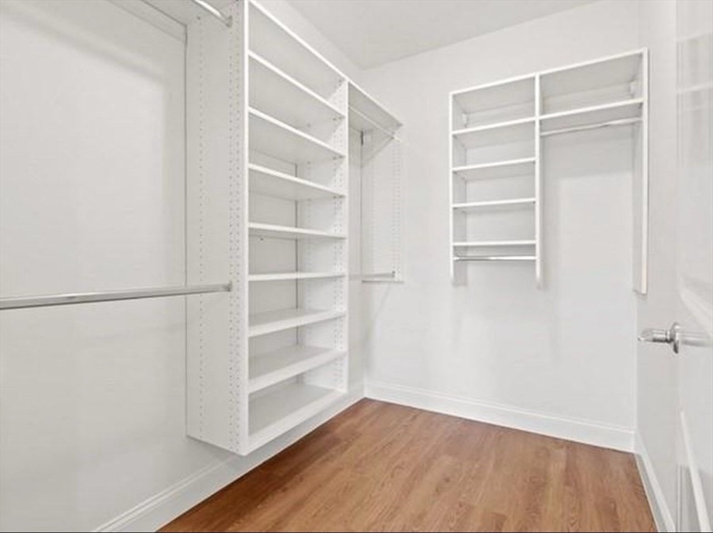 Medford, Massachusetts 02155, United States, 2 Bedrooms Bedrooms, ,2 BathroomsBathrooms,Residential,Active,97529