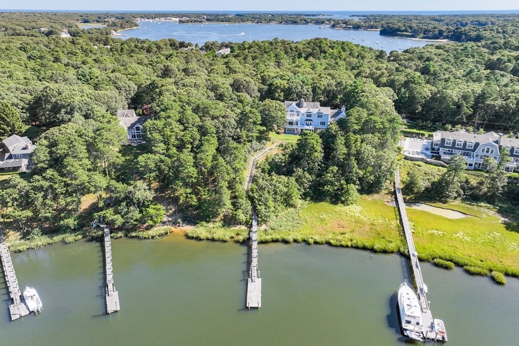 Barnstable, Massachusetts 02648, United States, 5 Bedrooms Bedrooms, ,7 BathroomsBathrooms,Residential,Pending,44301