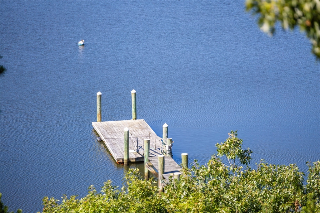 Barnstable, Massachusetts 02648, United States, 5 Bedrooms Bedrooms, ,7 BathroomsBathrooms,Residential,Pending,44301