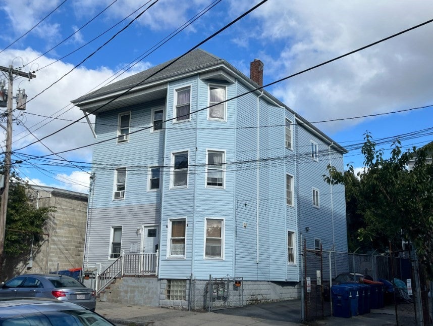 Photo of 47 Holly St, New Bedford, MA